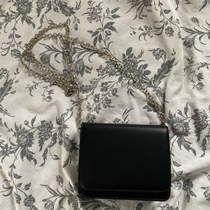 8seconds Black Crossbody Bag with Chain strap